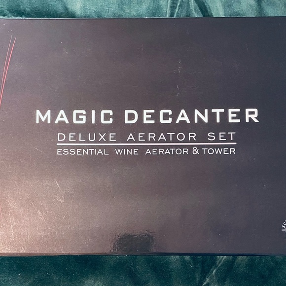 Magic decanter deluxe aerator set - Picture 3 of 3